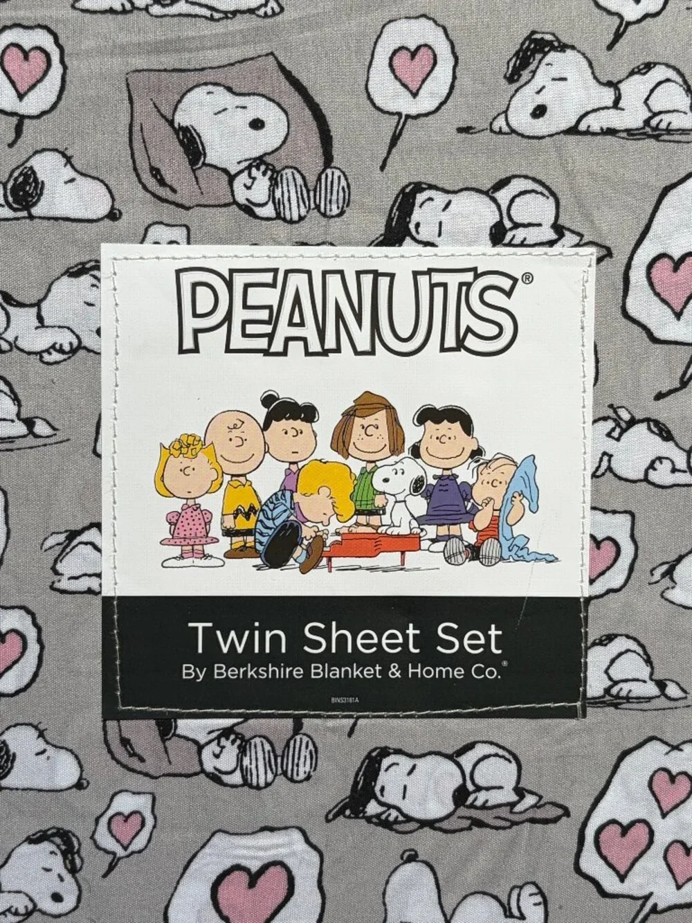 PEANUTS Sleeping Snoopy Pink Hearts TWIN Size Sheet Set Sleeping Dreaming